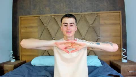 spaceboy_1 online show from 03/06/26, 04:42