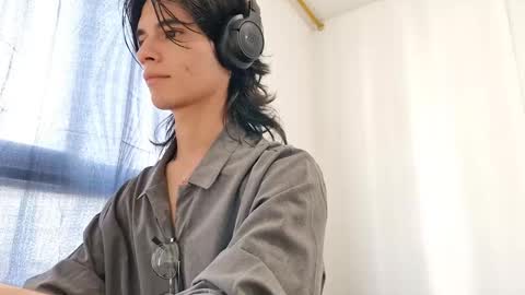 Roger online show from 03/05/25, 07:27