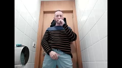 Snapshot of spanishharddick chatting on 02/05/25, 06:02 Manu online show from 02/05/25, 06:02