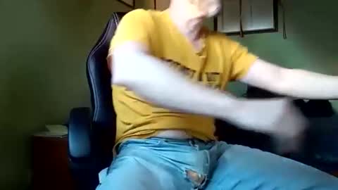 Snapshot of spanishharddick chatting on 02/05/25, 05:09 Manu online show from 02/05/25, 05:09