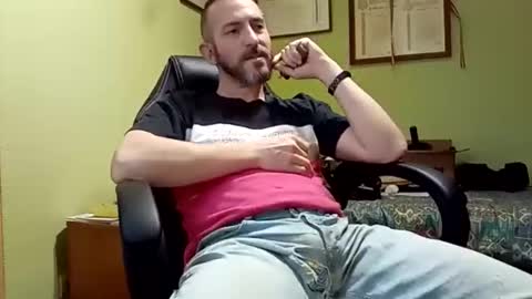 Snapshot of spanishharddick chatting on 02/10/25, 05:41 Manu online show from 02/10/25, 05:41