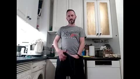 Snapshot of spanishharddick chatting on 03/11/25, 01:59 Manu online show from 03/11/25, 01:59