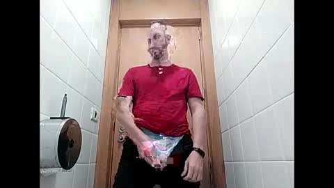 Snapshot of spanishharddick chatting on 09/26/25, 11:58 Manu online show from 09/26/25, 11:58