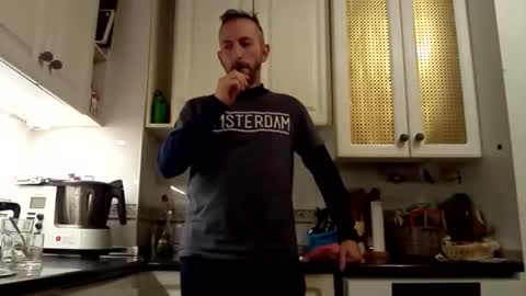 Snapshot of spanishharddick chatting on 09/29/25, 04:39 Manu online show from 09/29/25, 04:39