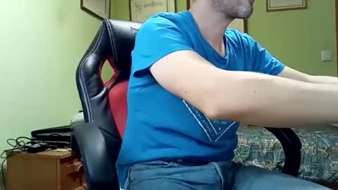 Snapshot of spanishharddick chatting on 11/14/25, 04:17 Manu online show from 11/14/25, 04:17