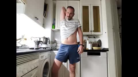 Snapshot of spanishharddick chatting on 02/21/26, 02:34 Manu online show from 02/21/26, 02:34