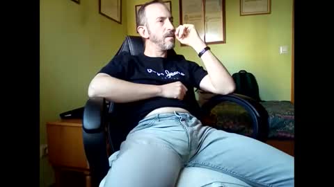 Snapshot of spanishharddick chatting on 05/11/26, 04:04 Manu online show from 05/11/26, 04:04