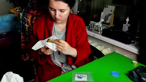 Snapshot of spanking_girls chatting on 05/15/26, 09:44 Evgenia online show from 05/15/26, 09:44