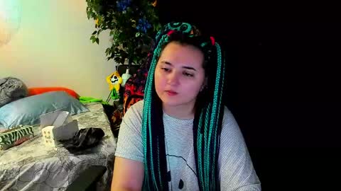 Snapshot of spanking_girls chatting on 06/02/26, 09:39 Evgenia online show from 06/02/26, 09:39