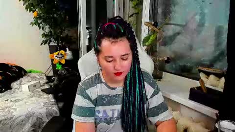 Snapshot of spanking_girls chatting on 07/12/26, 01:18 Evgenia online show from 07/12/26, 01:18