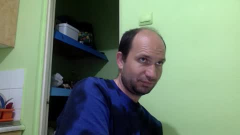 Snaiky online show from 04/17/26, 08:34