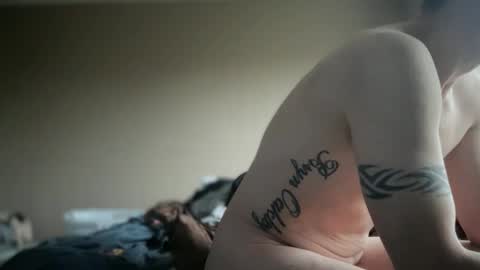 Dad online show from 04/17/26, 01:52