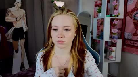 Snapshot of sparky_fox chatting on 03/16/26, 01:22 Nika online show from 03/16/26, 01:22