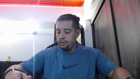     online show from 01/18/26, 05:33