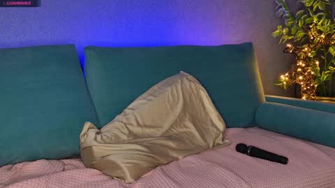 Nicole online show from 12/13/24, 08:26