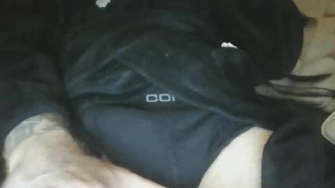 Snapshot of species98 chatting on 09/19/25, 09:15 species online show from 09/19/25, 09:15