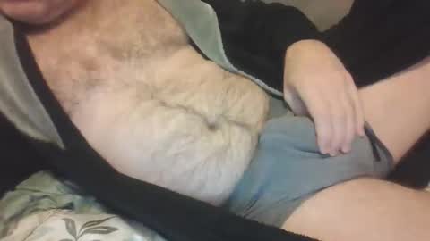 Snapshot of species98 chatting on 10/05/25, 06:45 species online show from 10/05/25, 06:45