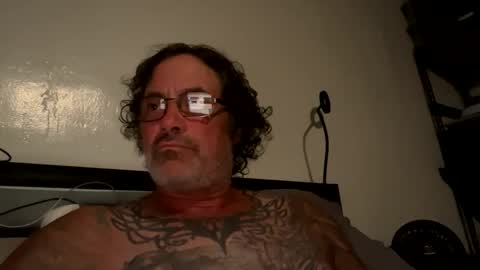 specter1972 online show from 11/22/25, 04:00