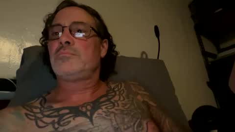 specter1972 online show from 01/14/26, 02:17