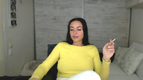 Snapshot of spicemint chatting on 05/21/26, 02:35 Carla online show from 05/21/26, 02:35