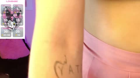 scarlett online show from 10/23/25, 01:21