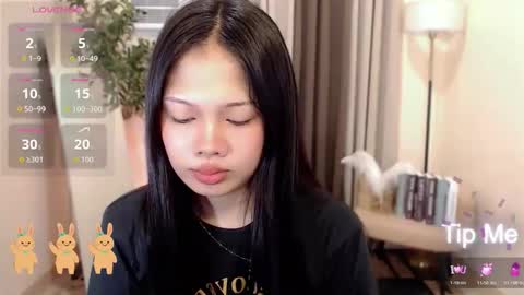 Snapshot of spicy_bunnyx chatting on 05/19/26, 12:38 Kimmy online show from 05/19/26, 12:38