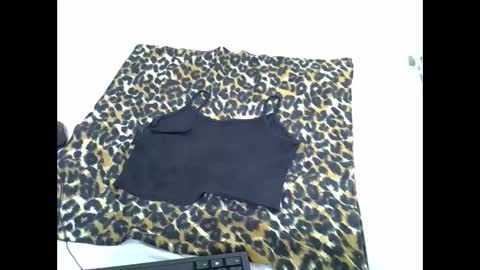 Kittle online show from 11/01/25, 01:46