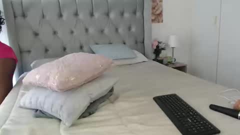 Im Angela  online show from 01/05/25, 04:58