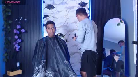    online show from 09/23/25, 08:01