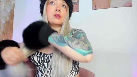 Valeria online show from 05/05/26, 02:08