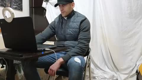 Marco. When Im offline you can view premium content in bio online show from 01/30/25, 04:24