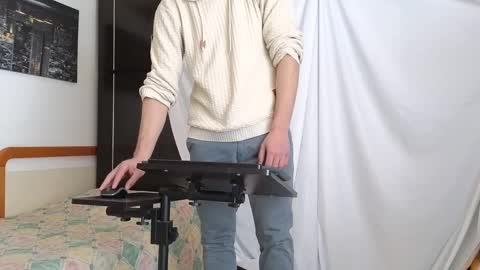 Marco. When Im offline you can view premium content in bio online show from 03/10/25, 09:43