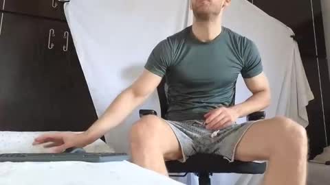 Marco. When Im offline you can view premium content in bio online show from 09/16/25, 08:15