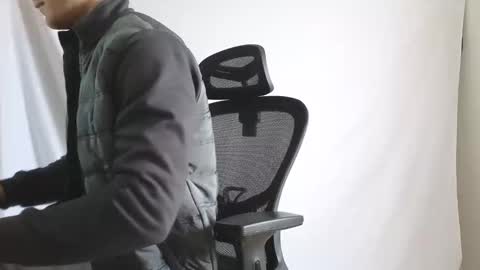 Marco. When Im offline you can view premium content in bio online show from 04/03/26, 08:23