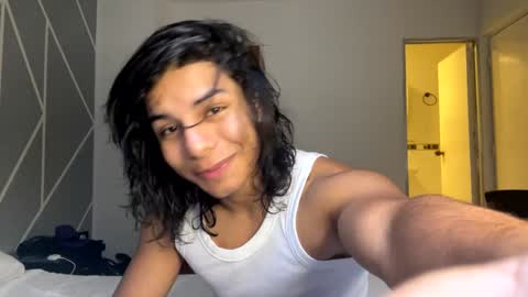 Snapshot of spideychill chatting on 12/05/24, 01:06 spideychill online show from 12/05/24, 01:06