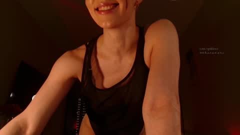 Snapshot of spiklencii chatting on 02/27/26, 05:13 Elizabeth online show from 02/27/26, 05:13