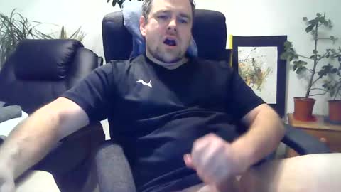 spirit_2706 online show from 12/30/24, 06:42