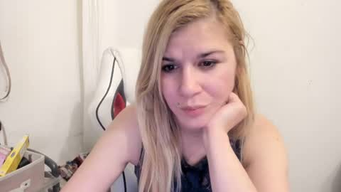 Snapshot of spiritual____ chatting on 12/17/24, 07:59 FREE ONLY FANSy online show from 12/17/24, 07:59