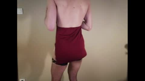 ellie online show from 04/17/26, 08:23