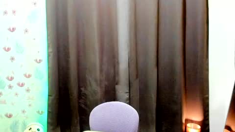 Snapshot of splendid_kim08 chatting on 05/13/26, 10:45 Kimmy online show from 05/13/26, 10:45