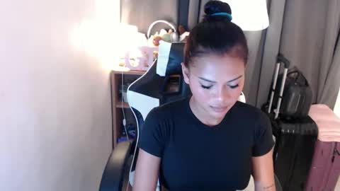 CALL ME RAINE online show from 02/06/25, 05:25