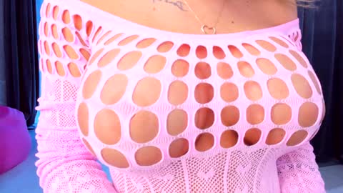 Anna online show from 01/23/25, 01:24