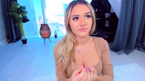 Anna online show from 02/09/25, 11:47