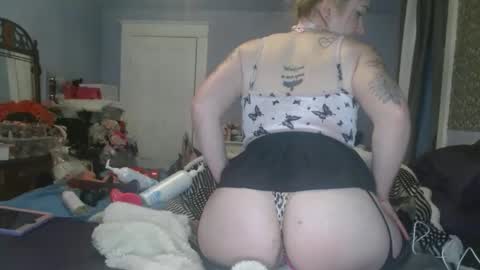 sporegeous online show from 04/25/26, 08:28