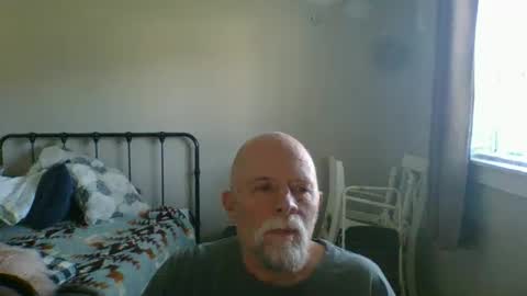 Snapshot of sportfish chatting on 01/18/25, 08:30 sportfish online show from 01/18/25, 08:30