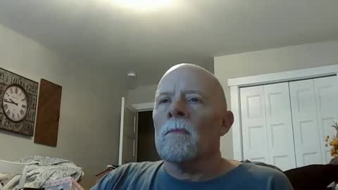 Snapshot of sportfish chatting on 12/13/25, 08:58 sportfish online show from 12/13/25, 08:58