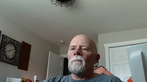 Snapshot of sportfish chatting on 05/20/26, 12:17 sportfish online show from 05/20/26, 12:17