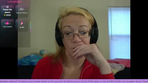 Snapshot of springtimefantastic chatting on 01/11/26, 01:49 SpringtimeFantasfic online show from 01/11/26, 01:49