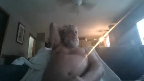 Snapshot of spyceytrucker77 chatting on 01/14/26, 01:50 spyceytrucker77 online show from 01/14/26, 01:50