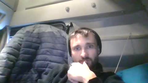 Snapshot of spyco82 chatting on 01/21/25, 03:43 spyco82 online show from 01/21/25, 03:43